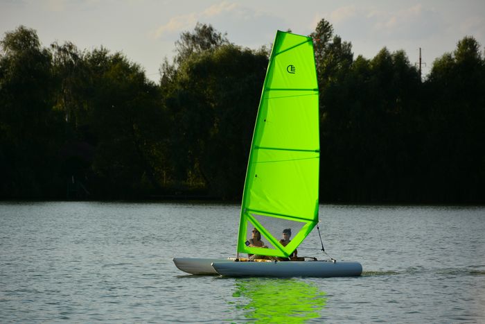 Ducky 13 catamarano a vela gonfiabile