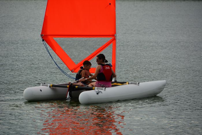 Ducky 13 catamarano a vela gonfiabile